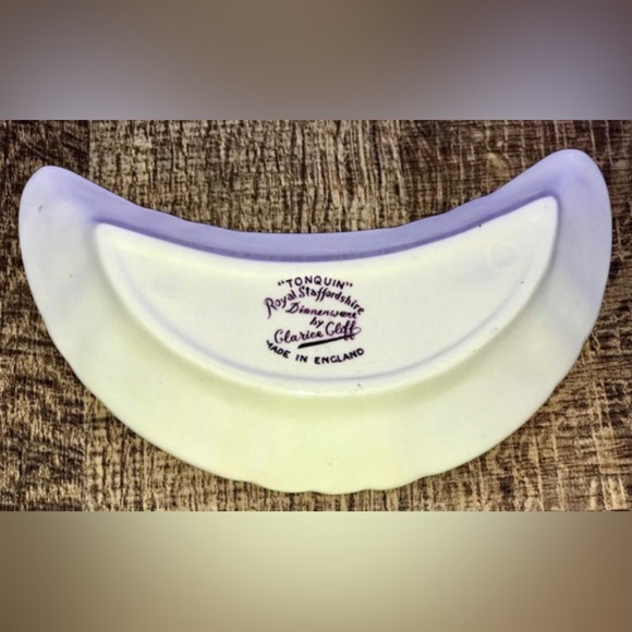 Vintage TONQUIN PLUM Royal STAFFORDSHIRE Clarice Cliff Crescent Bone Plate - Picture 10 of 10